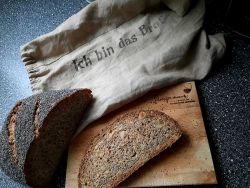 Neu und individuell: Nachhaltiger und praktischer Brotbeutel